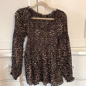 Leopard top